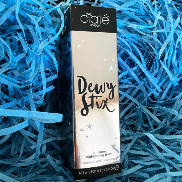 NIB Ciaté London Dewy Stix Luminous Highlighting Balm in Glow - Picture 1 of 8